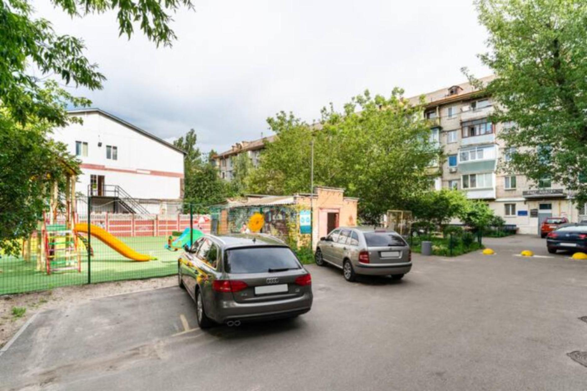 Затишна 2К Квартира З Усім Необхідним Для Життя Поряд З Метро Дарниця เคียฟ ภายนอก รูปภาพ